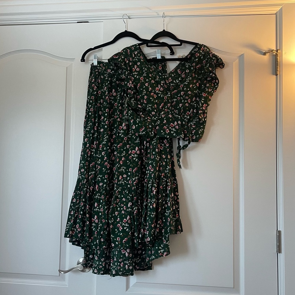 Two-Piece Hunter Green Floral Set (Top & Skirt)